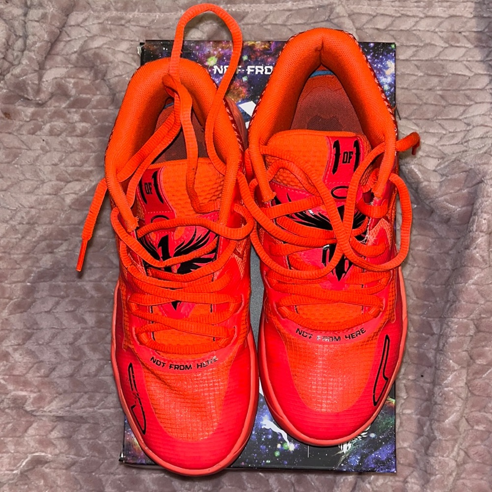 GS MB1 JR Red Blast-Fiery Red. Size 7.